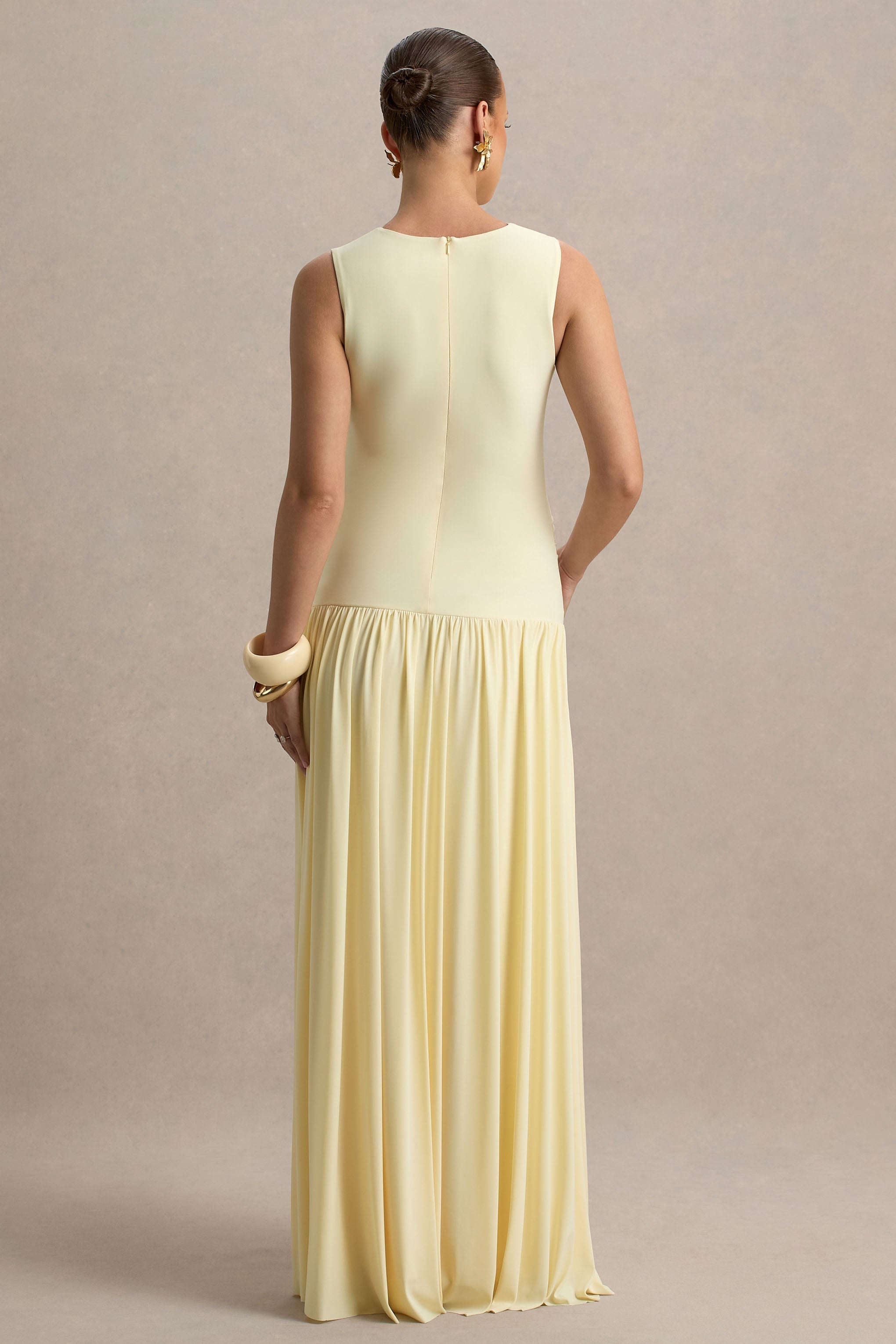 Outline Lemon Crew-Neck Maternity Maxi Dress With Pleated Skirt – lifestyle photo
