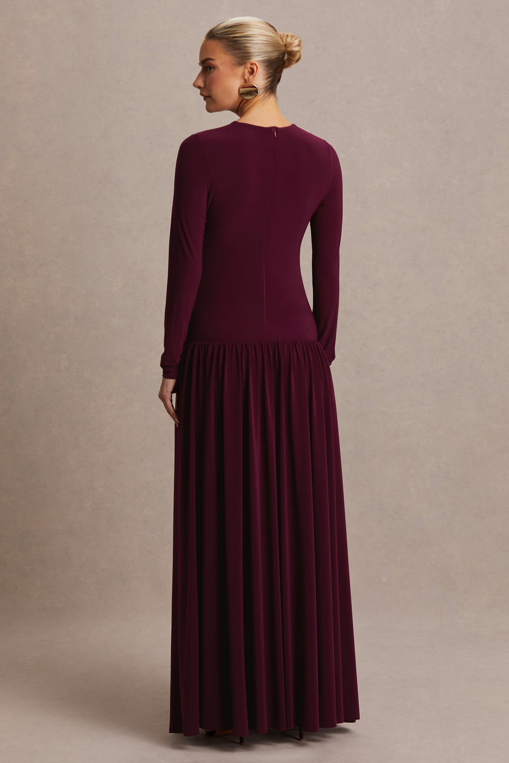 Monroe Burgundy Crew-Neck Maternity Maxi Dress With Drop-Waist – lifestyle photo