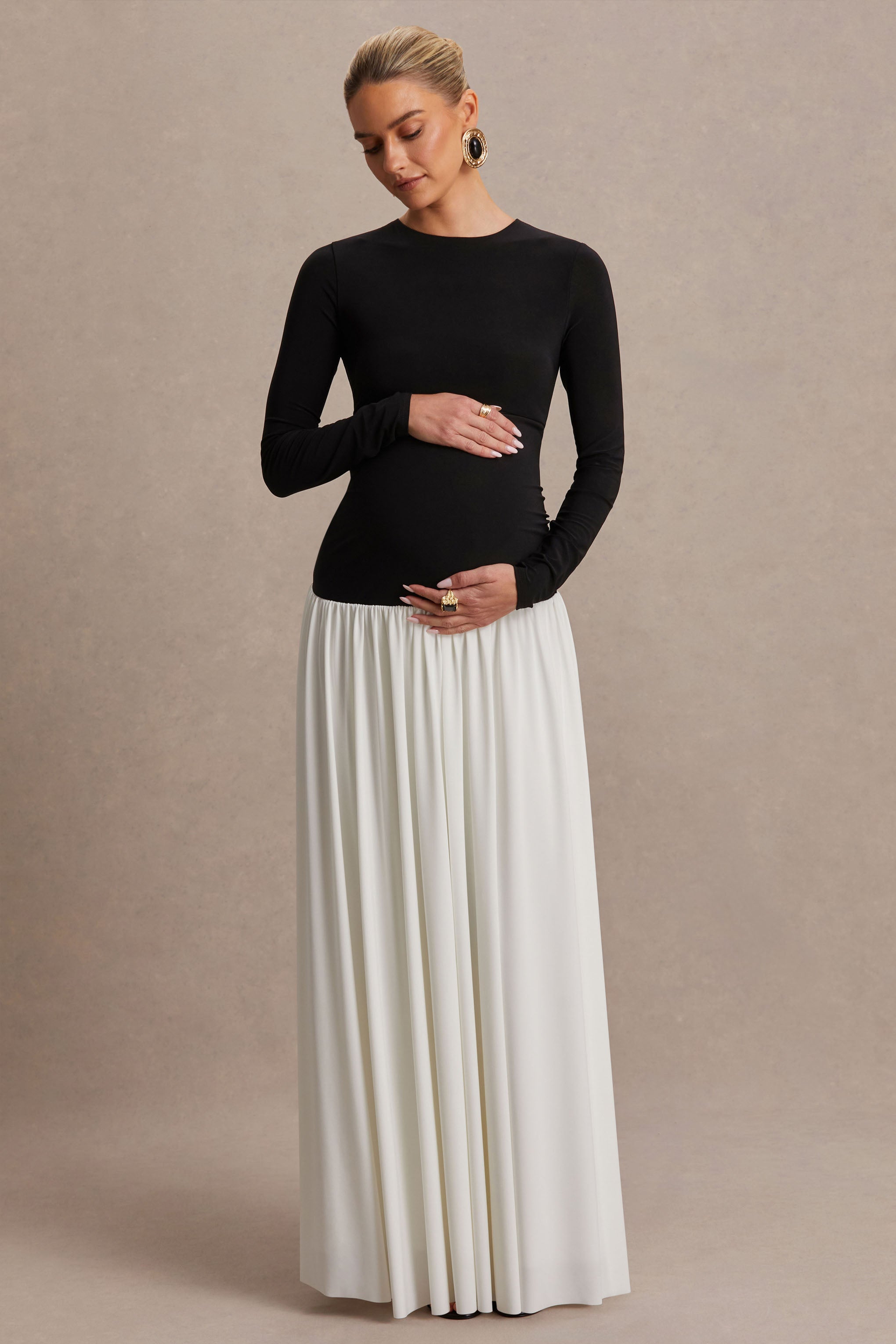 Monroe Black And White Crew-Neck Maternity Maxi Dress With Drop-Waist – second lifestyle photo