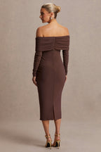 Elspeth Brown Bardot-Neck Maternity Midi Dress – lifestyle photo