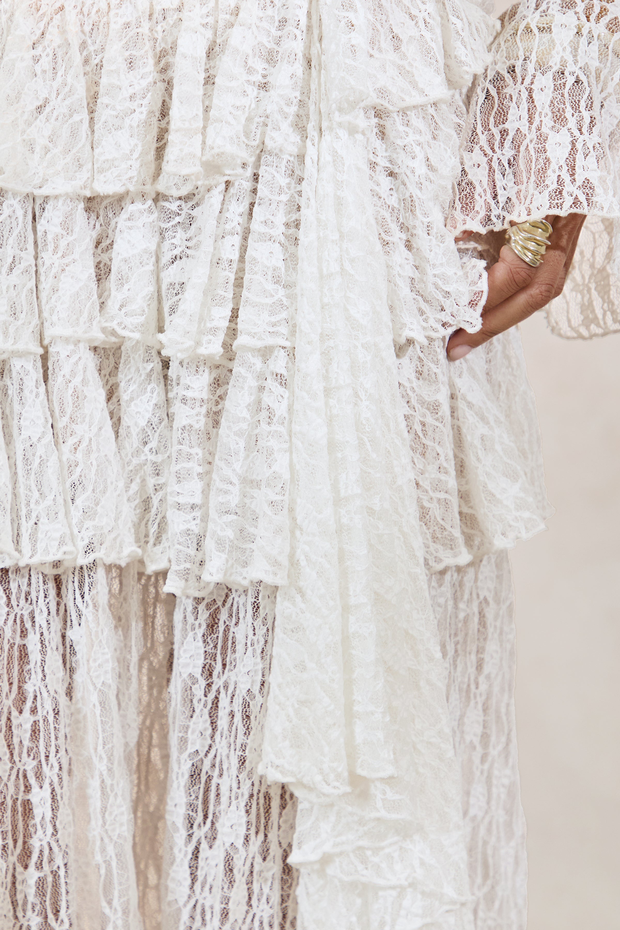 Driftly | Skirt Women's White Lace Asymmetric-Waist Maxi With Ruffled Detailing