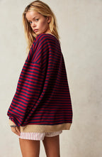 Driftly oversized striped sweatshirt in black and red, side view