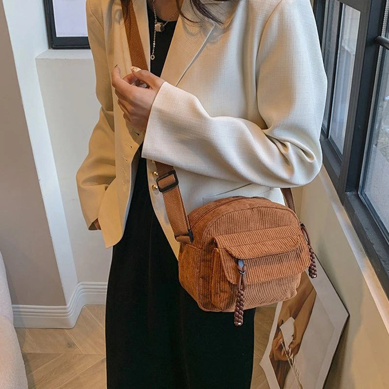 Driftly | Crossbody Bag Women's Zip Pocket Small - product photo 12