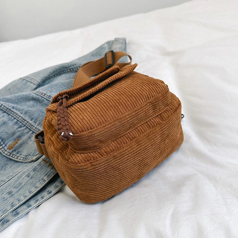 Driftly | Crossbody Bag Women's Zip Pocket Small - product photo 5