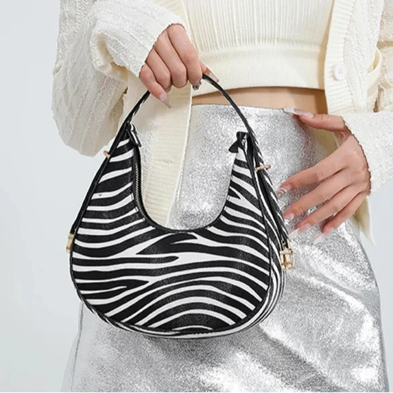 Driftly | Shoulder Bag Women's Animal Print Zipper - product photo 8